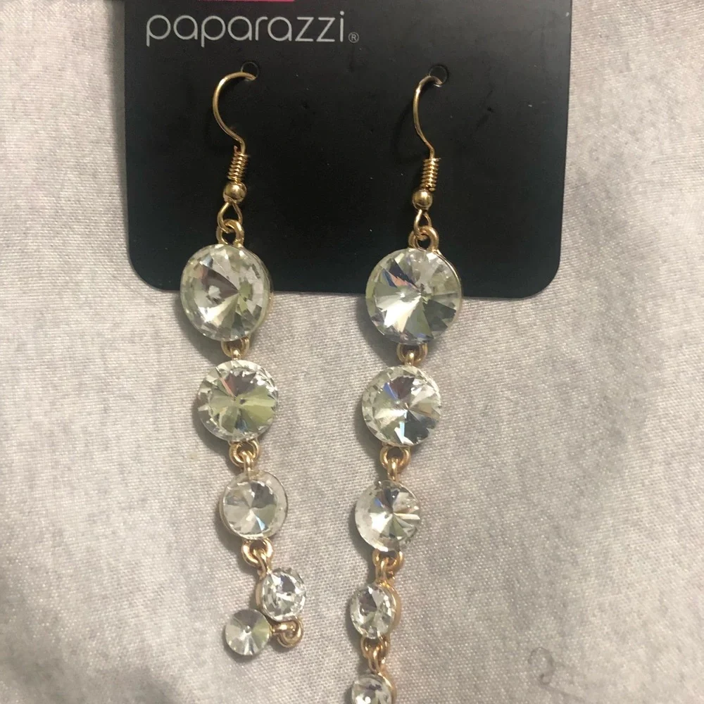 Jewelry Set - Picture 3 of 4